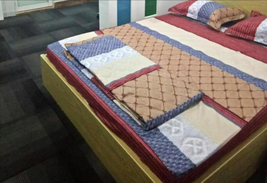 Bed in 95 Lam Son Hotel