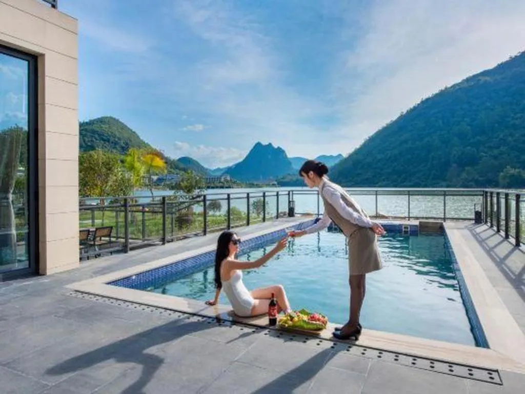 LN Dongfang Hot Spring Resort