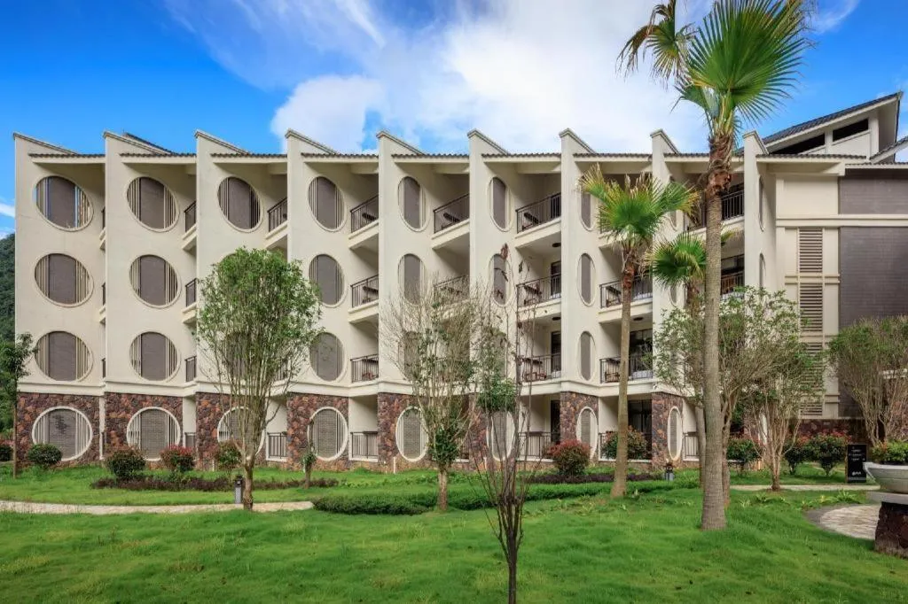 LN Dongfang Hot Spring Resort