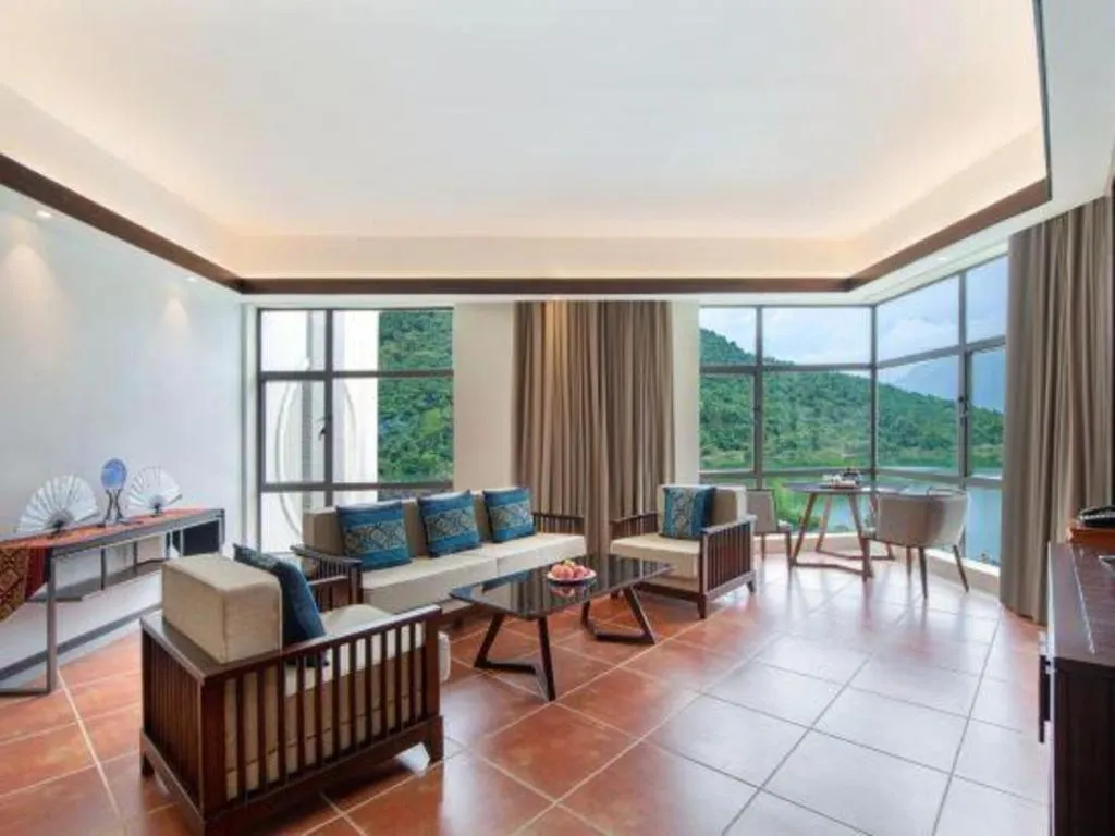 LN Dongfang Hot Spring Resort