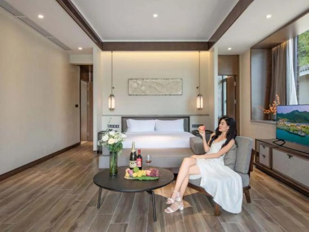 LN Dongfang Hot Spring Resort