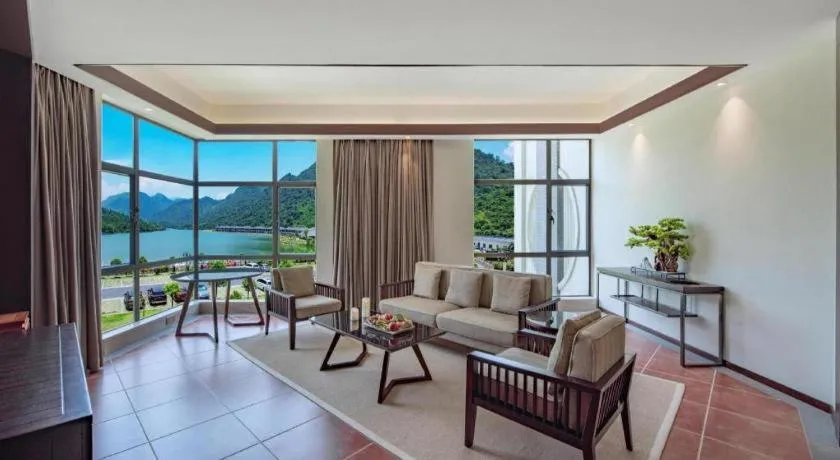 LN Dongfang Hot Spring Resort