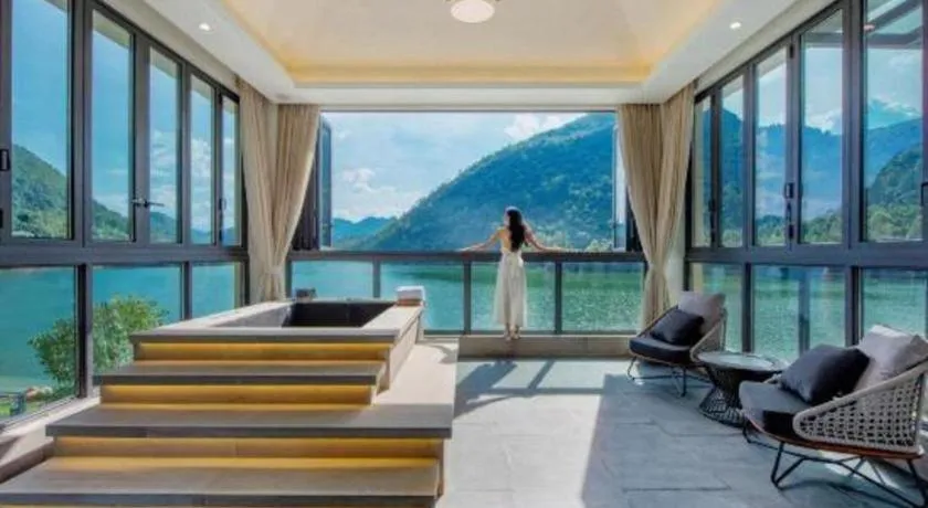 LN Dongfang Hot Spring Resort