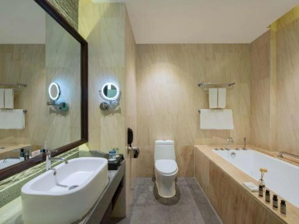 LN Dongfang Hot Spring Resort