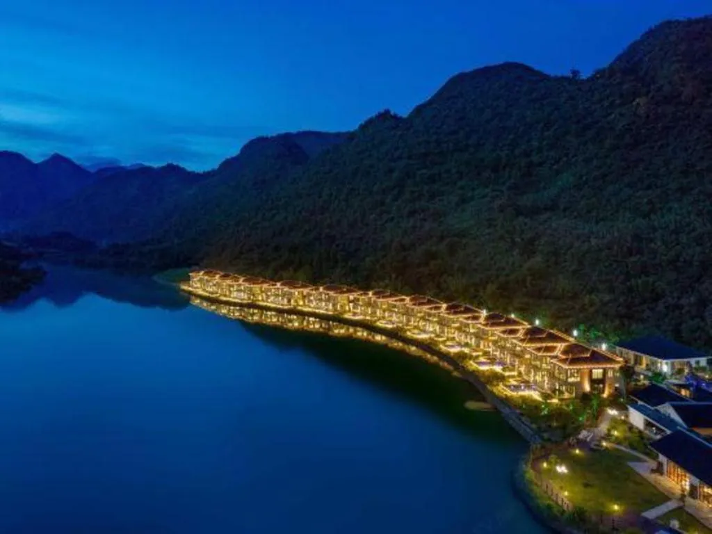 LN Dongfang Hot Spring Resort