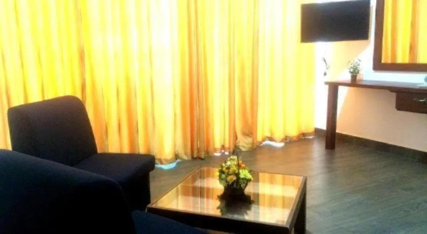 Bridge Hotel Negombo