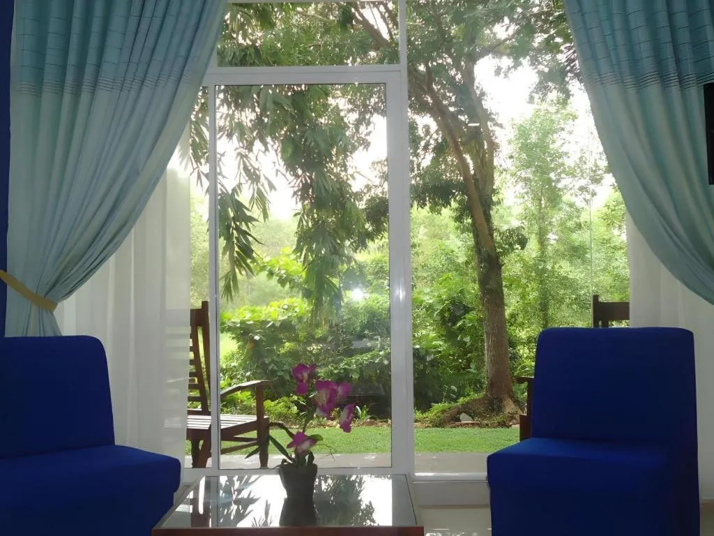 Bridge Hotel Negombo