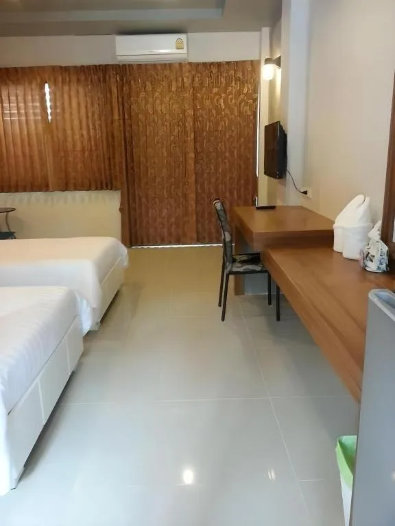 Bed in Waenpetch place Hotel