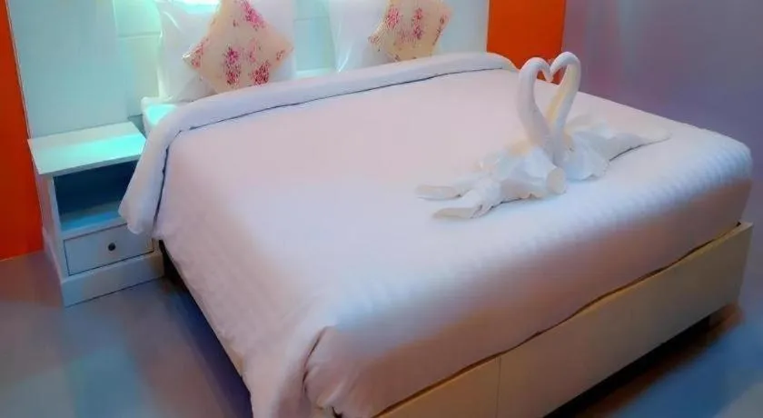 Bed in Waenpetch place Hotel