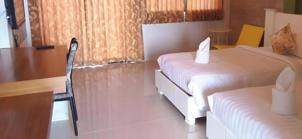 Bed in Waenpetch place Hotel