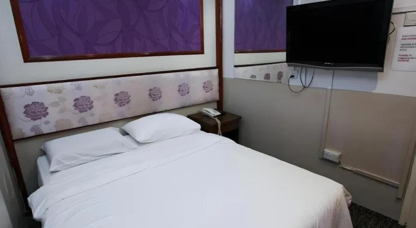 Bed in Hotel 165