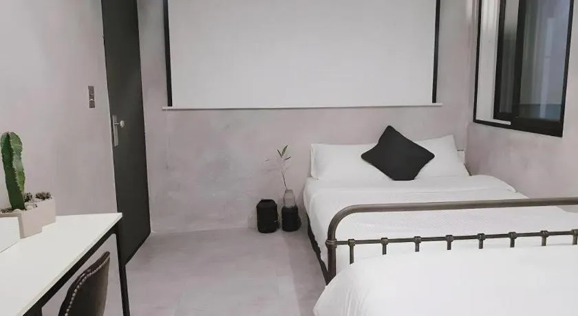 Bed in Hotel Elephant