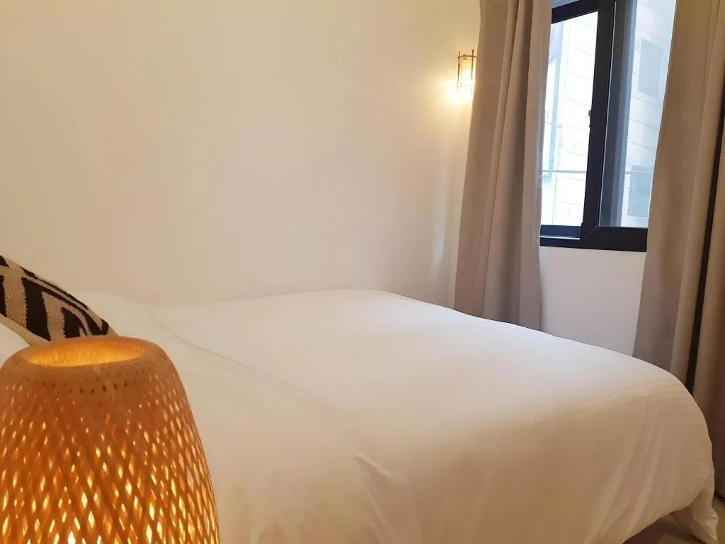 Bed in Hotel Elephant