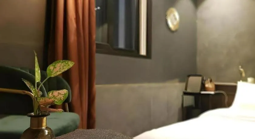 Bed in Hotel Elephant