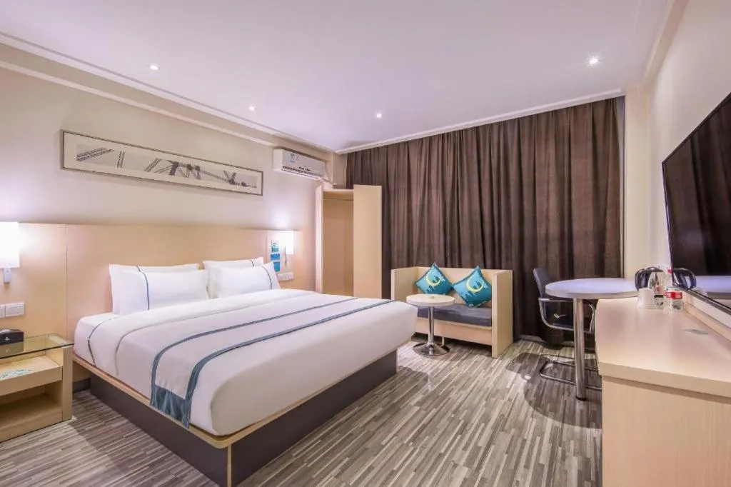 Bed in City Comfort Inn Liuzhou Diwang North Station