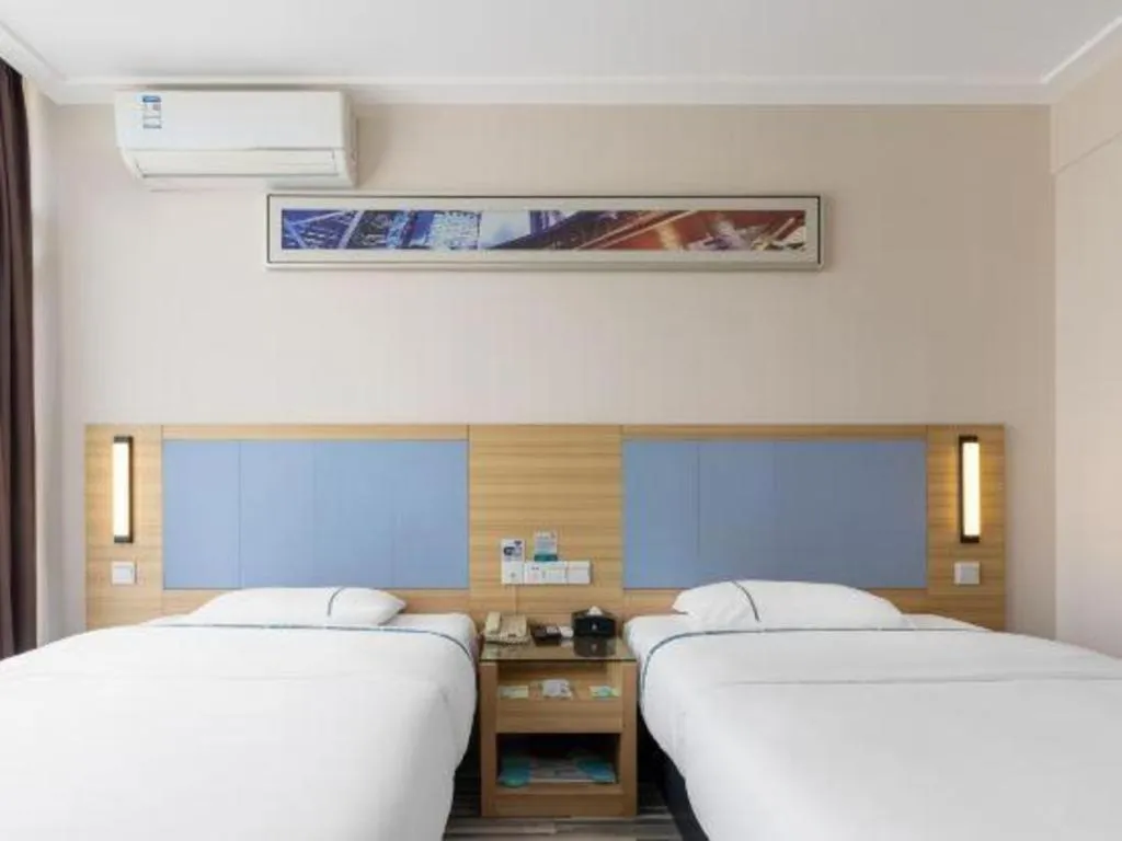 Bed in City Comfort Inn Liuzhou Diwang North Station