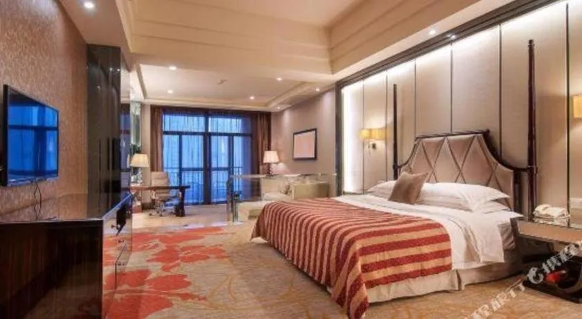 Bed in Country Garden Phoenix Hotel Jurong