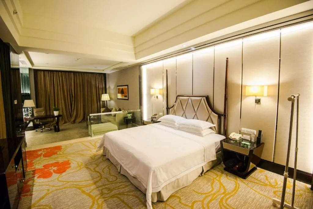 Bed in Country Garden Phoenix Hotel Jurong