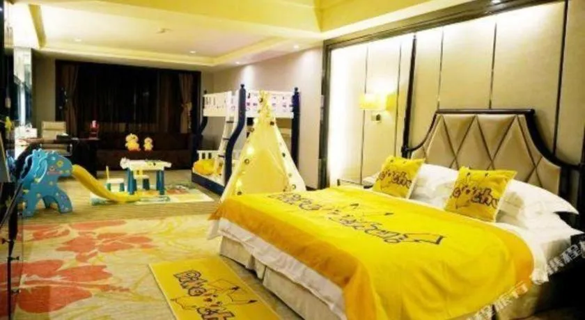 Bed in Country Garden Phoenix Hotel Jurong