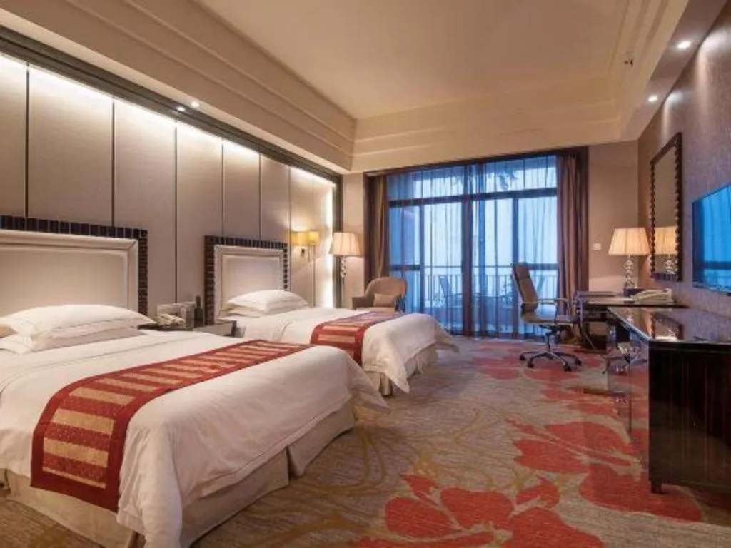 Bed in Country Garden Phoenix Hotel Jurong