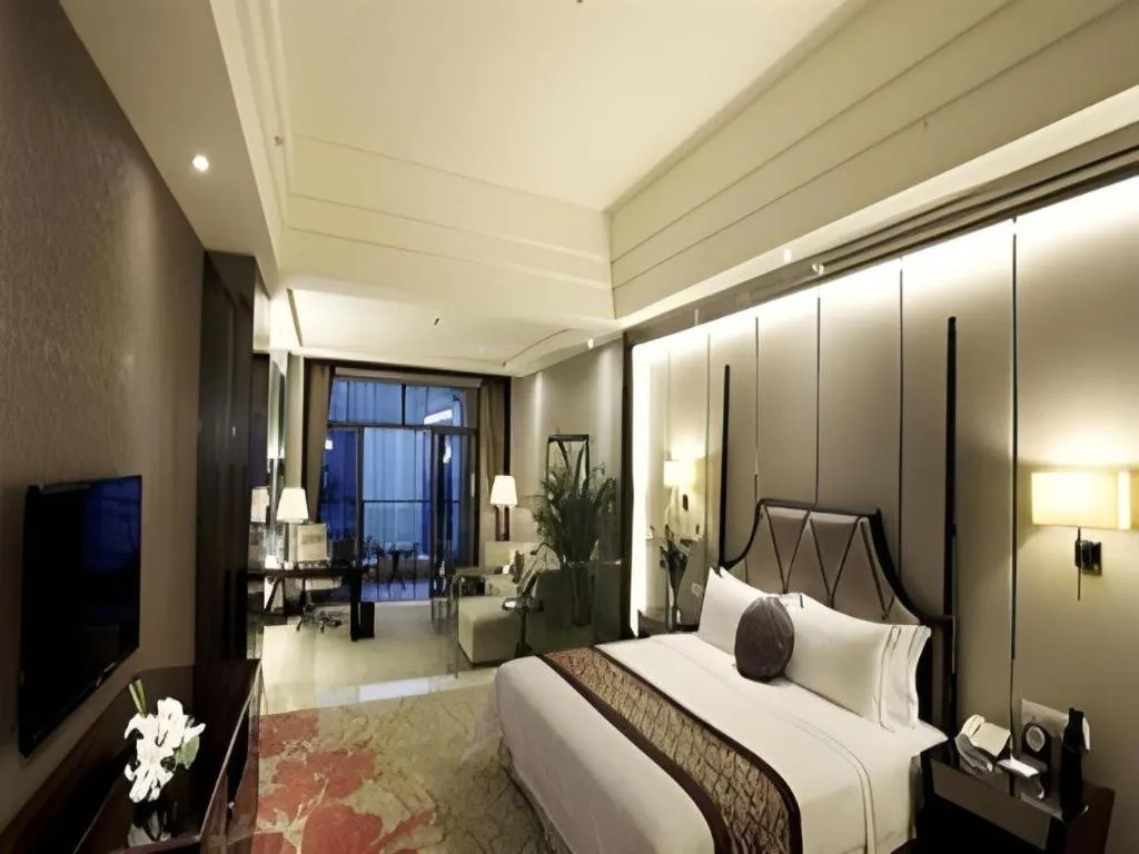 Bed in Country Garden Phoenix Hotel Jurong