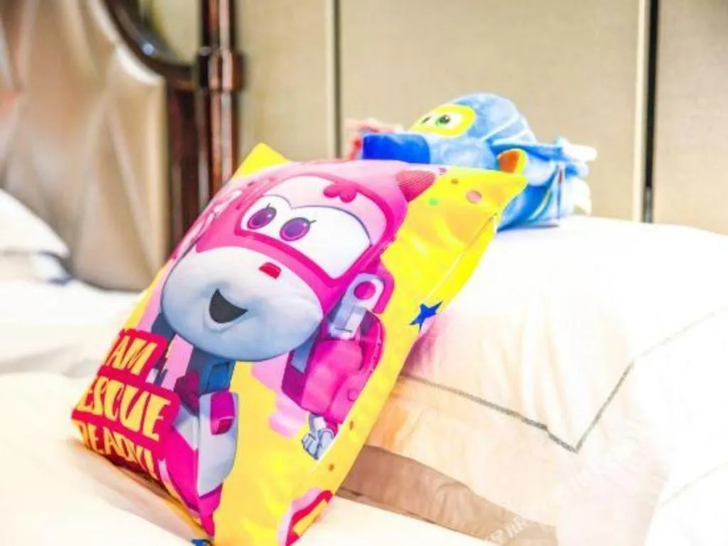 Bed in Country Garden Phoenix Hotel Jurong