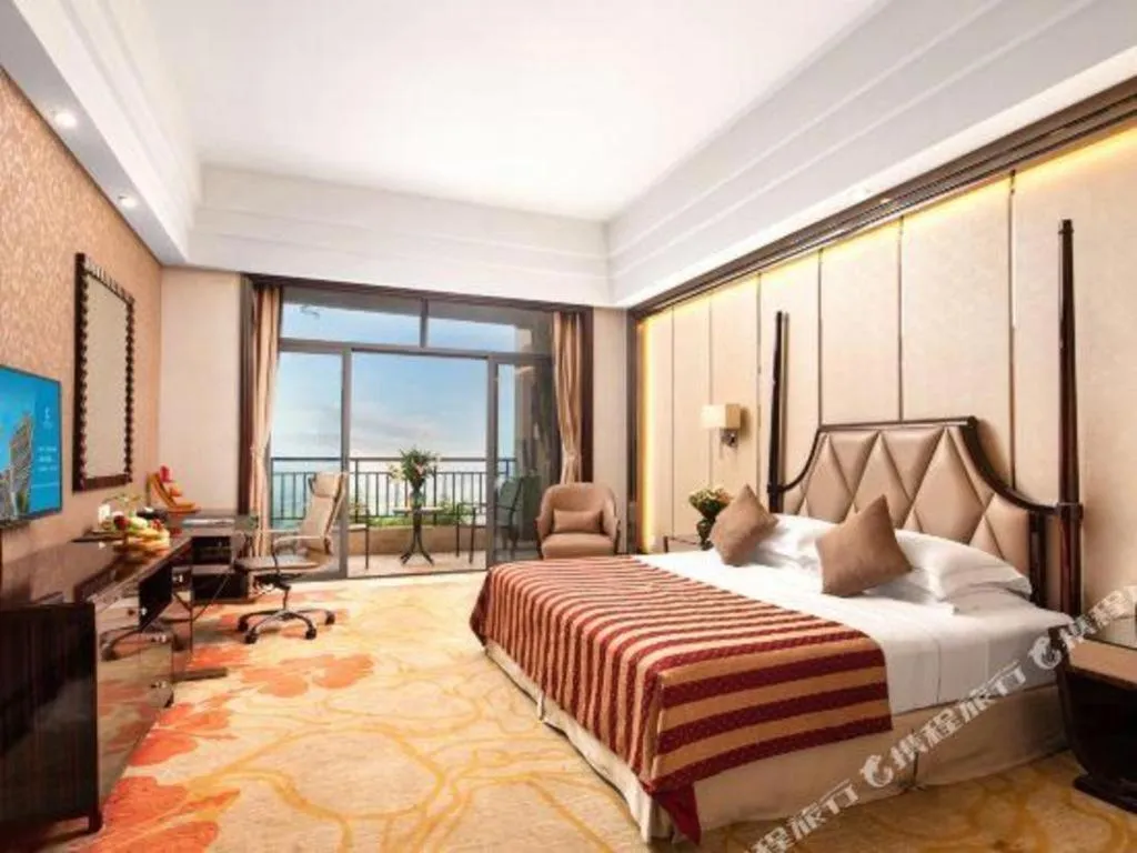 Bed in Country Garden Phoenix Hotel Jurong