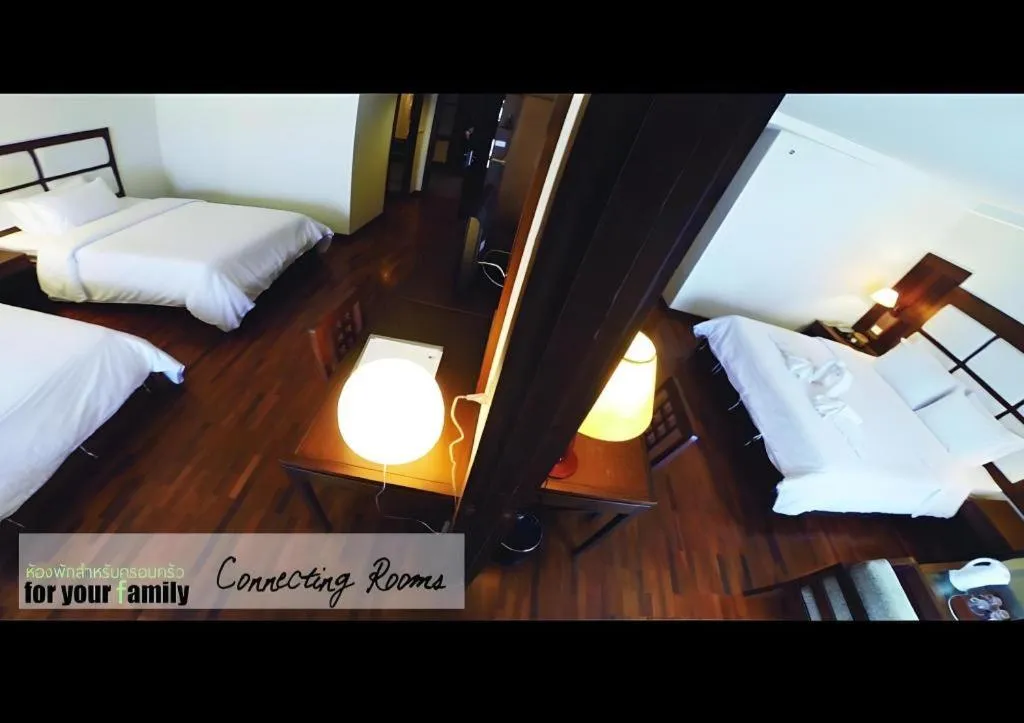 Bed in River City Hotel