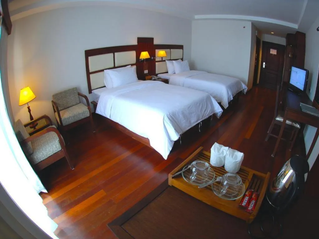 Bed in River City Hotel