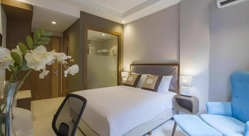 Bed in Sawana Suites