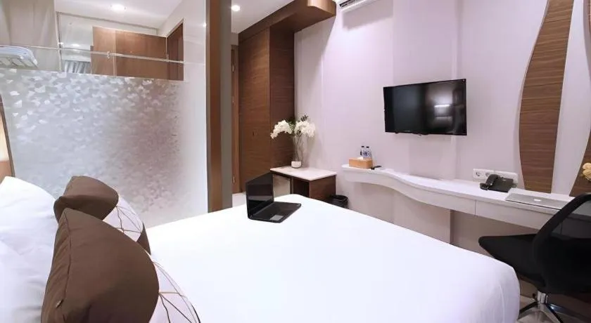 Bed in Sawana Suites