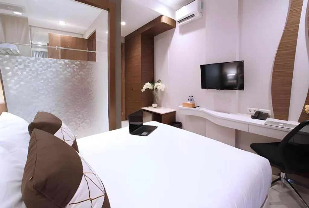 Bed in Sawana Suites