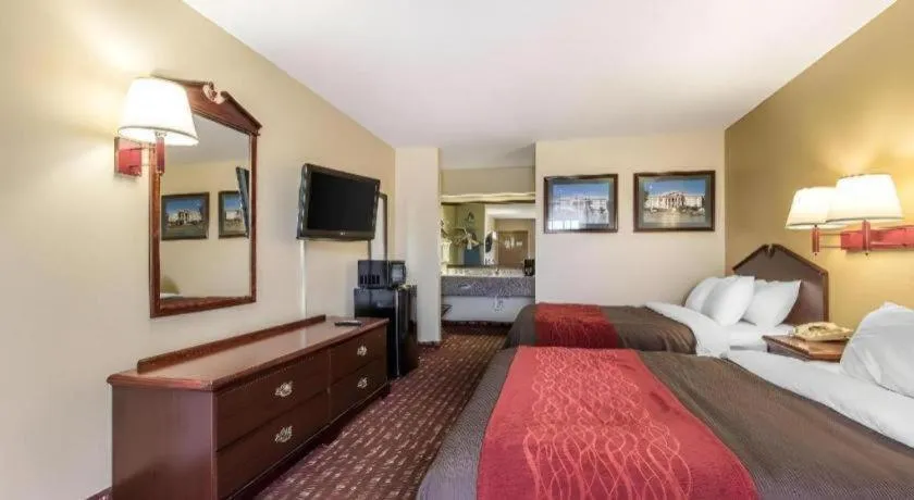 Bed in Quality Inn Andalusia