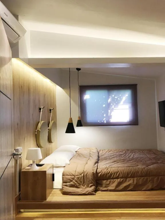 Bed in THE GOOSE HOUSE UBON