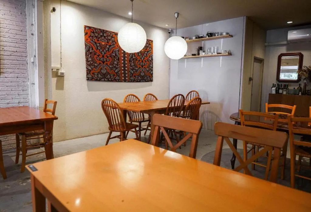 THE GOOSE HOUSE UBON