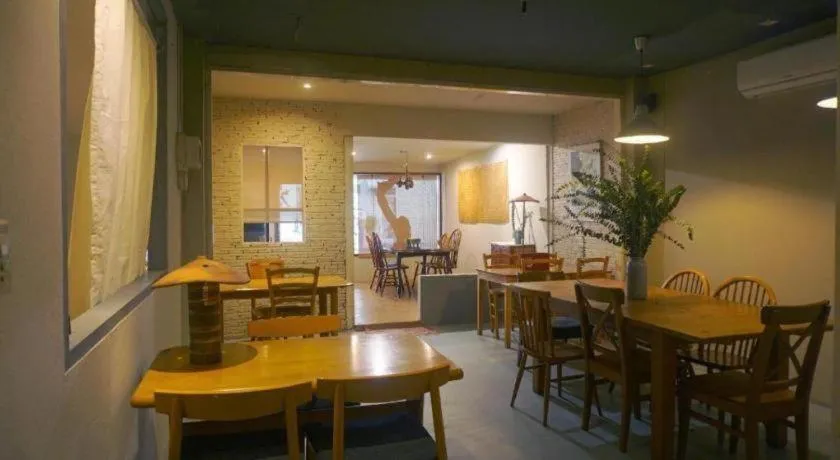 THE GOOSE HOUSE UBON