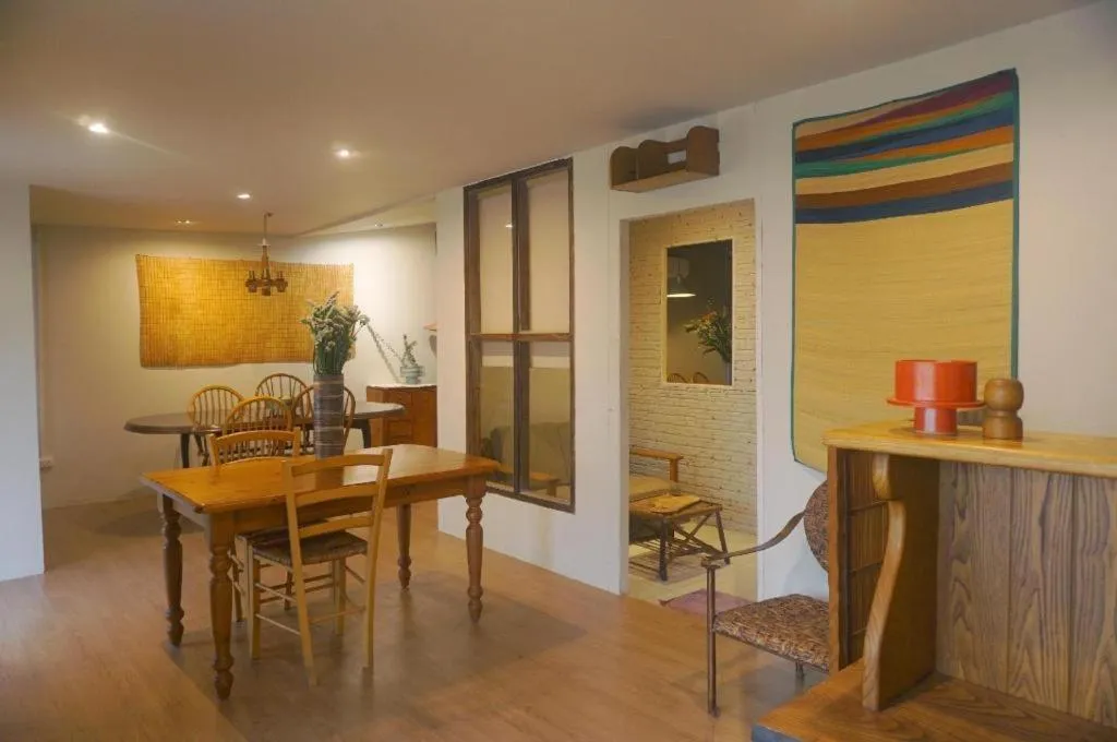 THE GOOSE HOUSE UBON