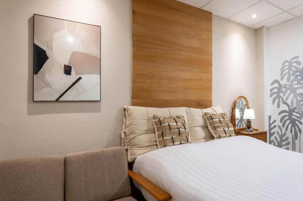 Bed in THE GOOSE HOUSE UBON