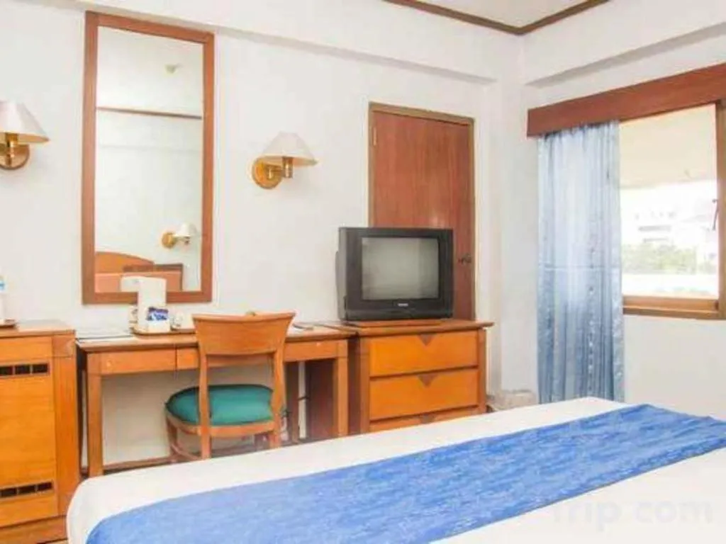 Bed in Sahid Kawanua Hotel