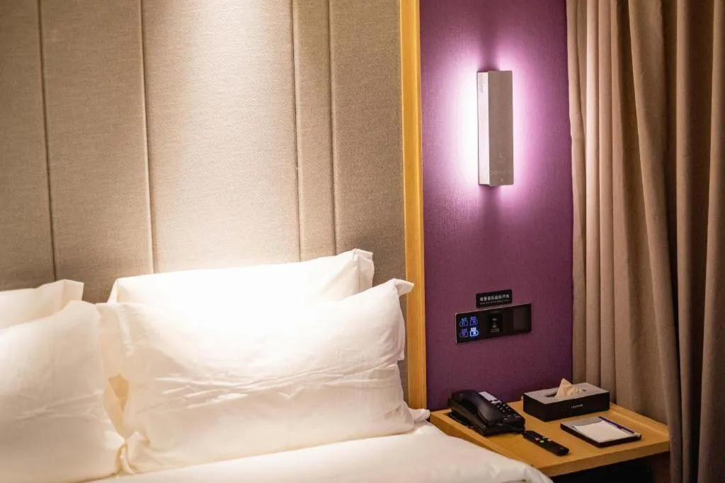 Bed in Lavande Hotel·Xishuangbanna Jinghong Songkran Square