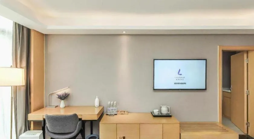 Lavande Hotel·Xishuangbanna Jinghong Songkran Square