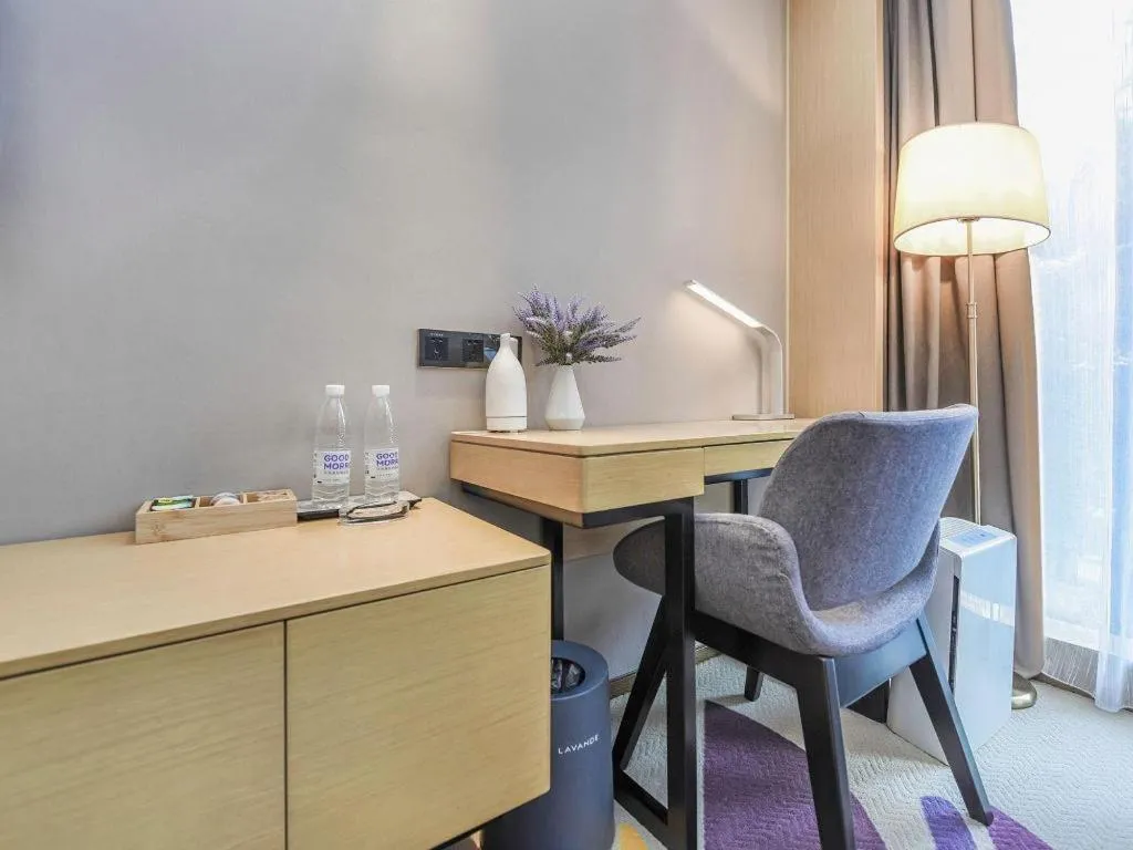 Lavande Hotel·Xishuangbanna Jinghong Songkran Square