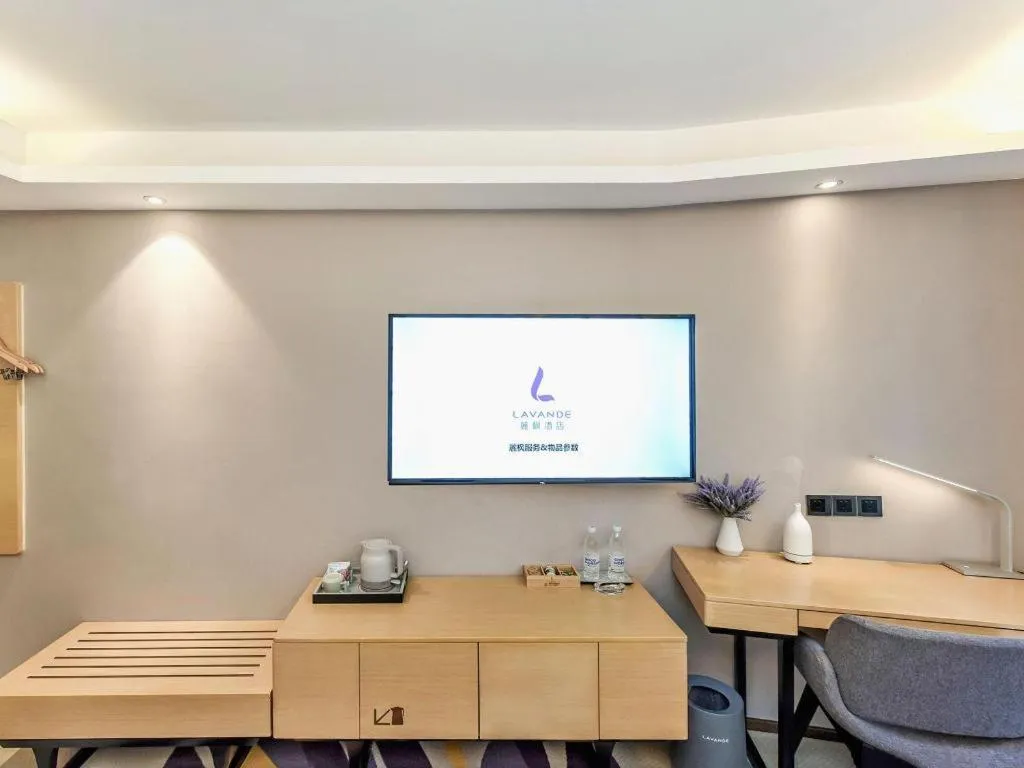 Lavande Hotel·Xishuangbanna Jinghong Songkran Square