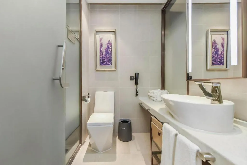 Lavande Hotel·Xishuangbanna Jinghong Songkran Square