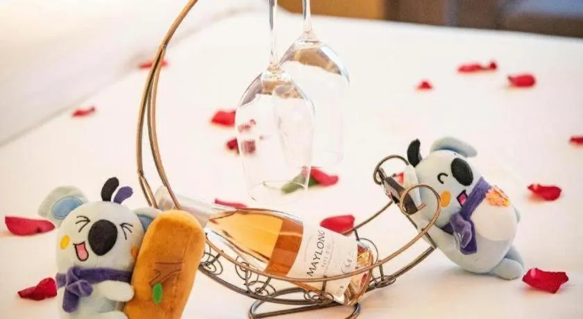 Lavande Hotel·Xishuangbanna Jinghong Songkran Square