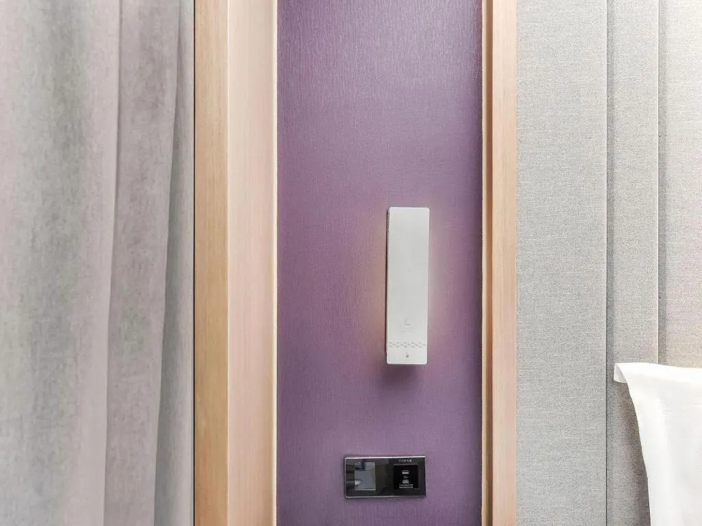 Lavande Hotel·Xishuangbanna Jinghong Songkran Square