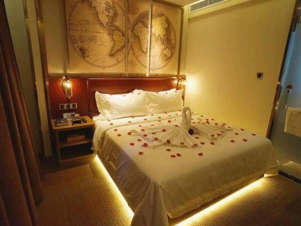 Bed in James Joyce Coffetel Beijing Yizhuang Rongjing East Street Subway Station