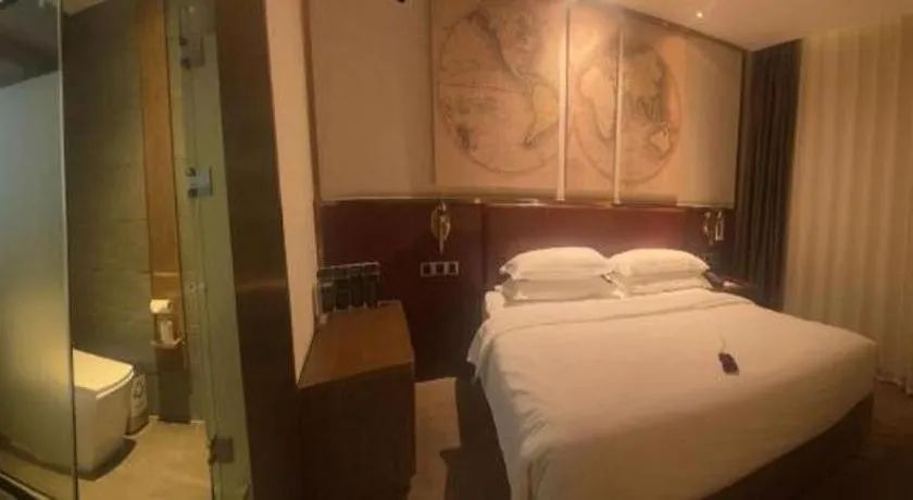 Bed in James Joyce Coffetel Beijing Yizhuang Rongjing East Street Subway Station
