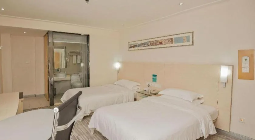 Bed in City Comfort Inn Yulin Bobai Pedestrian Street