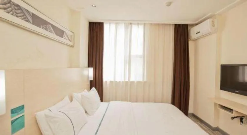 Bed in City Comfort Inn Yulin Bobai Pedestrian Street